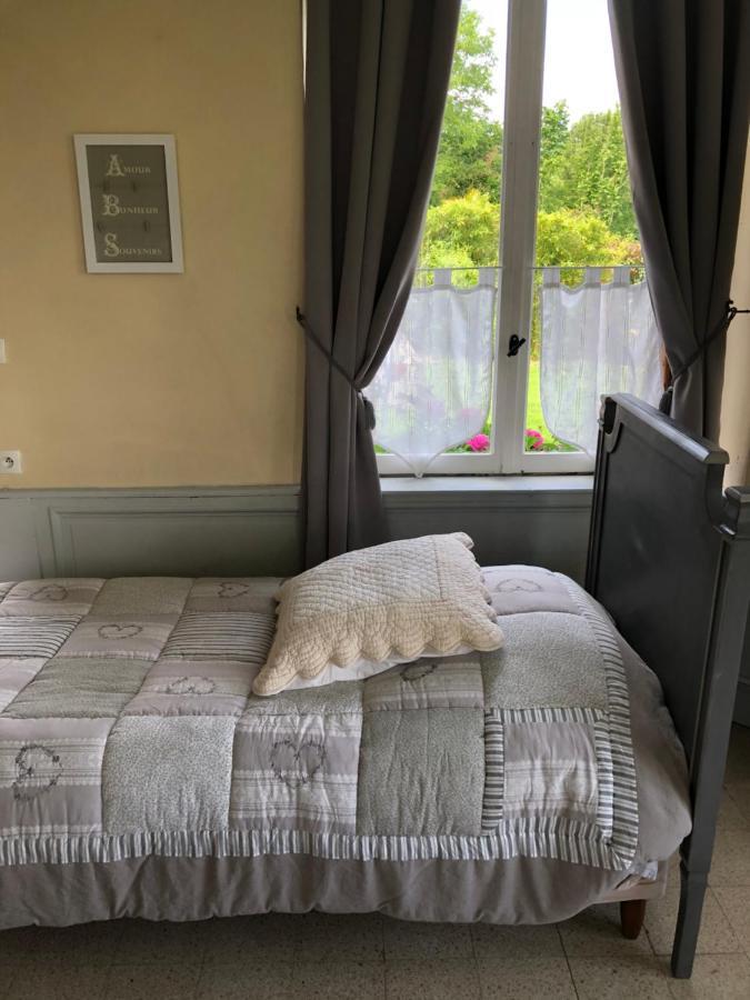 Chambre D'Hotes Romance Saint-Jean-les-Deux-Jumeaux Zewnętrze zdjęcie